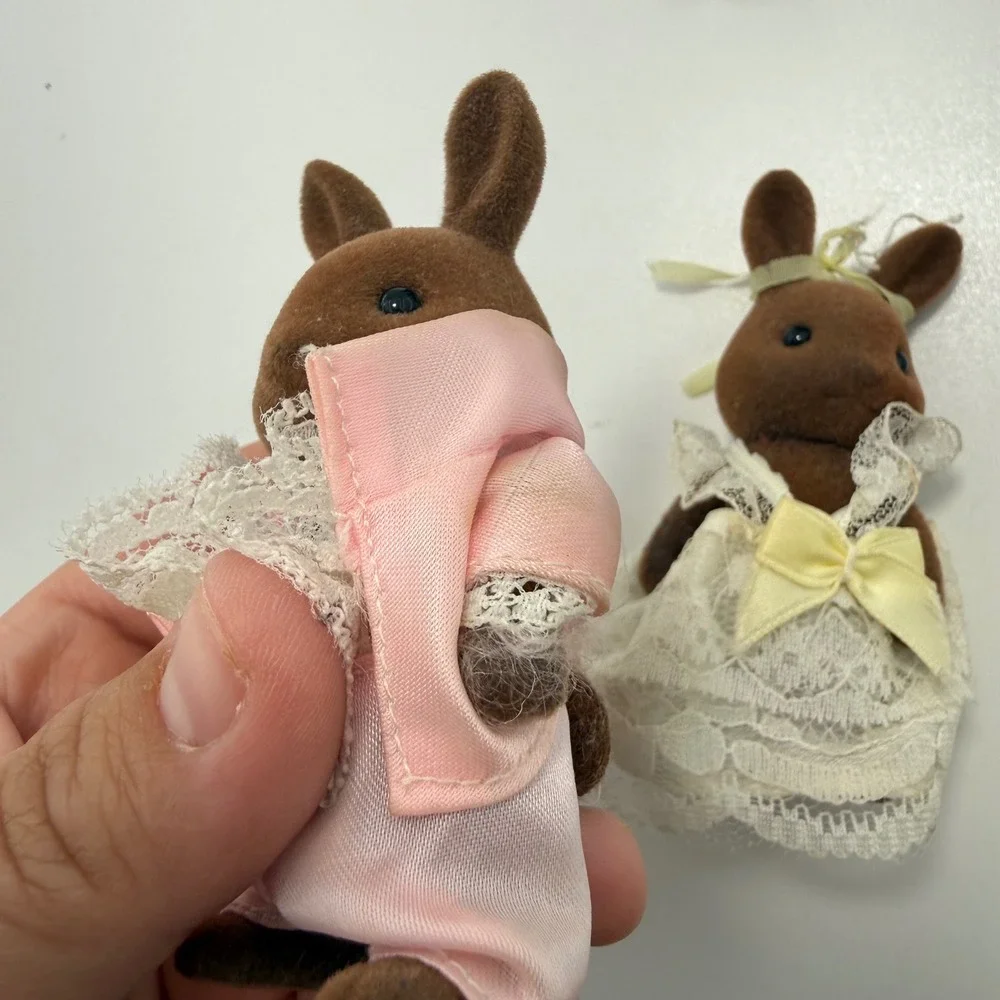 Sylvanian Families overall good